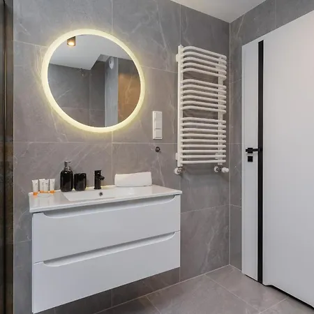 Appartamento Studio With Ac Czarnowiejska By Renters
