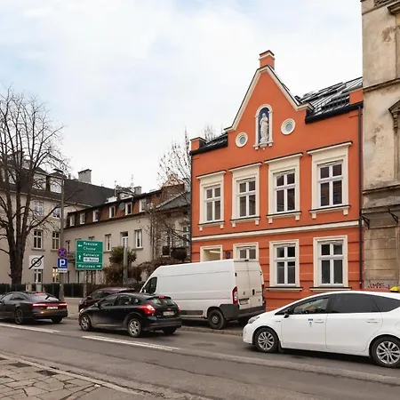 Studio With Ac Czarnowiejska By Renters * Cracovia