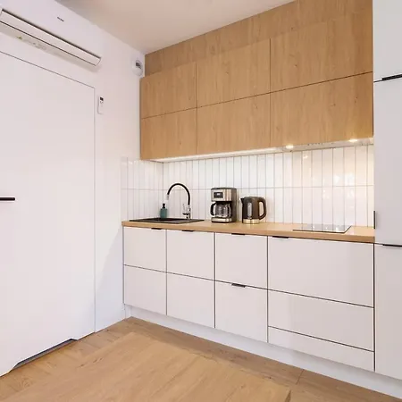 Studio With Ac Czarnowiejska By Renters Apartment *
