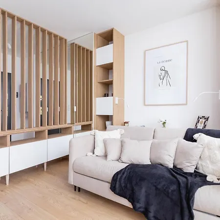 Studio With Ac Czarnowiejska By Renters