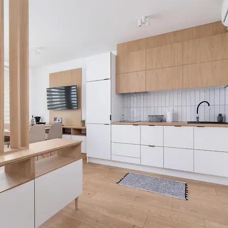 Studio With Ac Czarnowiejska By Renters Apartment