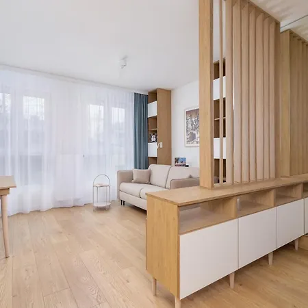 Studio With Ac Czarnowiejska By Renters *
