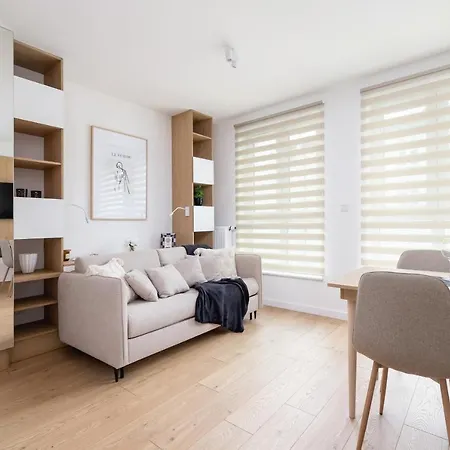 Apartment Studio With Ac Czarnowiejska By Renters Krakow
