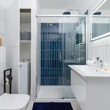 Studio With Ac Czarnowiejska By Renters *